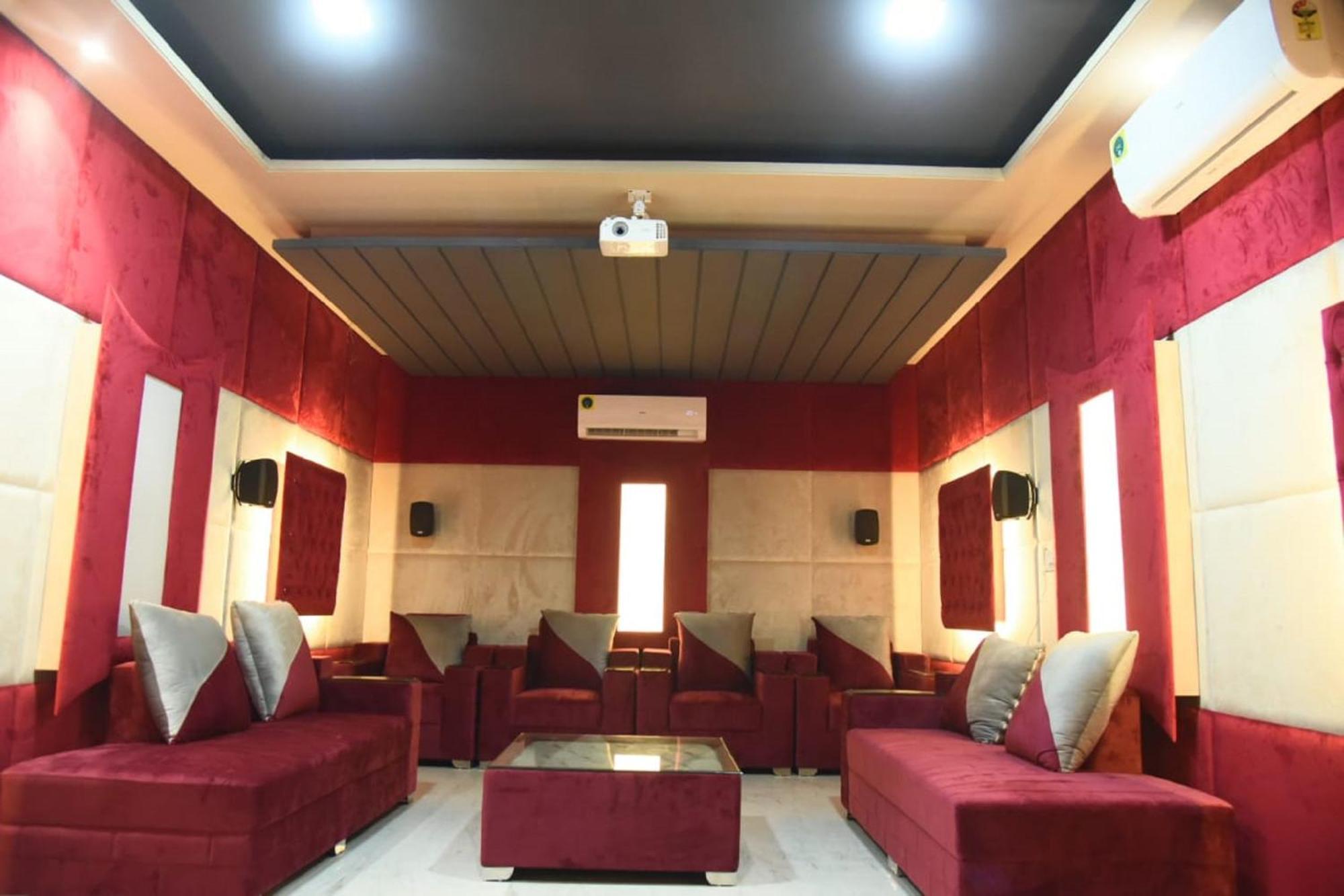 Raj Farms Luxury Villa And Private Pool Near Kukus 斋浦尔 外观 照片