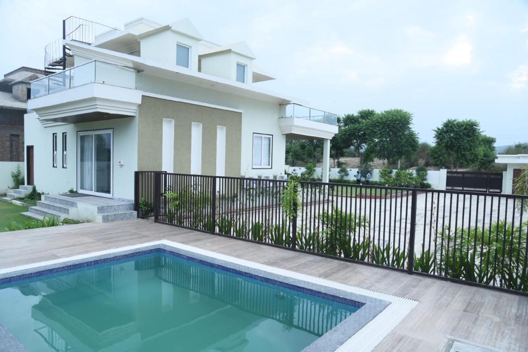 Raj Farms Luxury Villa And Private Pool Near Kukus 斋浦尔 外观 照片